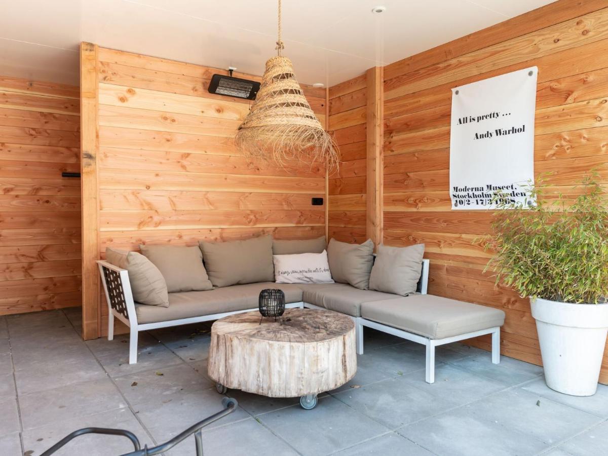 Cosy Holiday Home In Oostkapelle With A Garden Kültér fotó